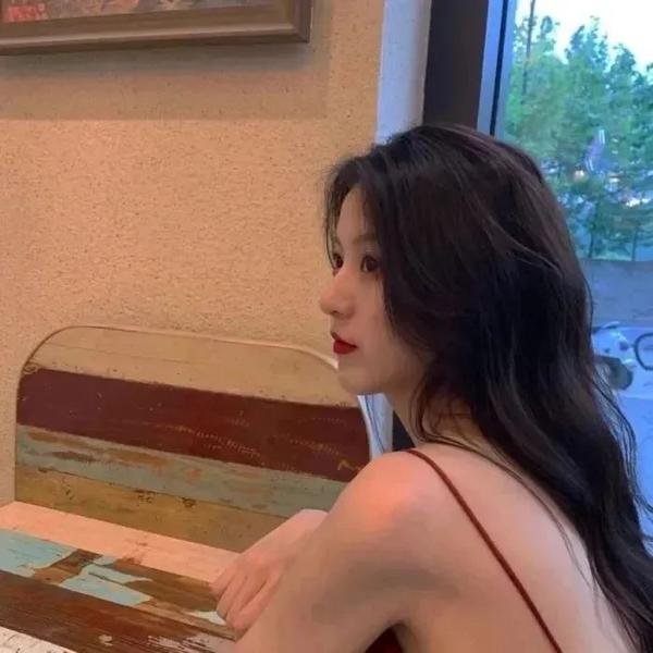 相爱穿梭千年2：月光下的交换